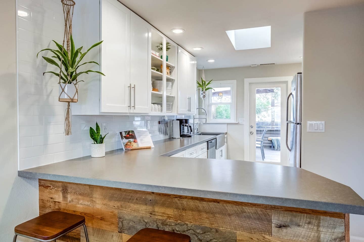 1835 Mackinnon Avenue Front House-A - 1 property image