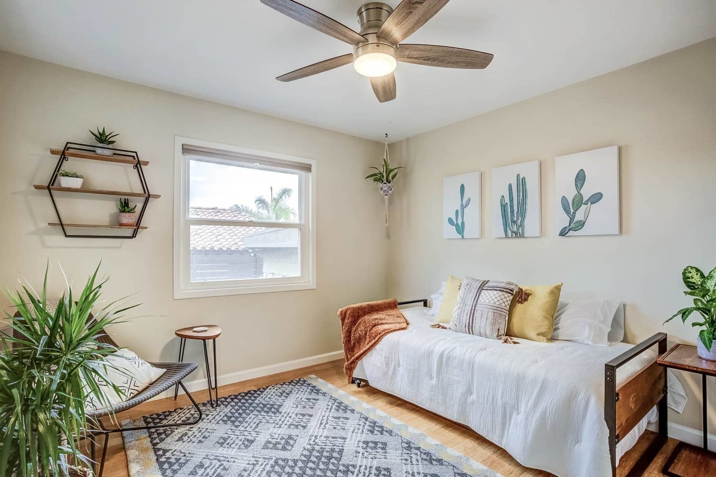 1835 Mackinnon Avenue Front House-A - 1 property image